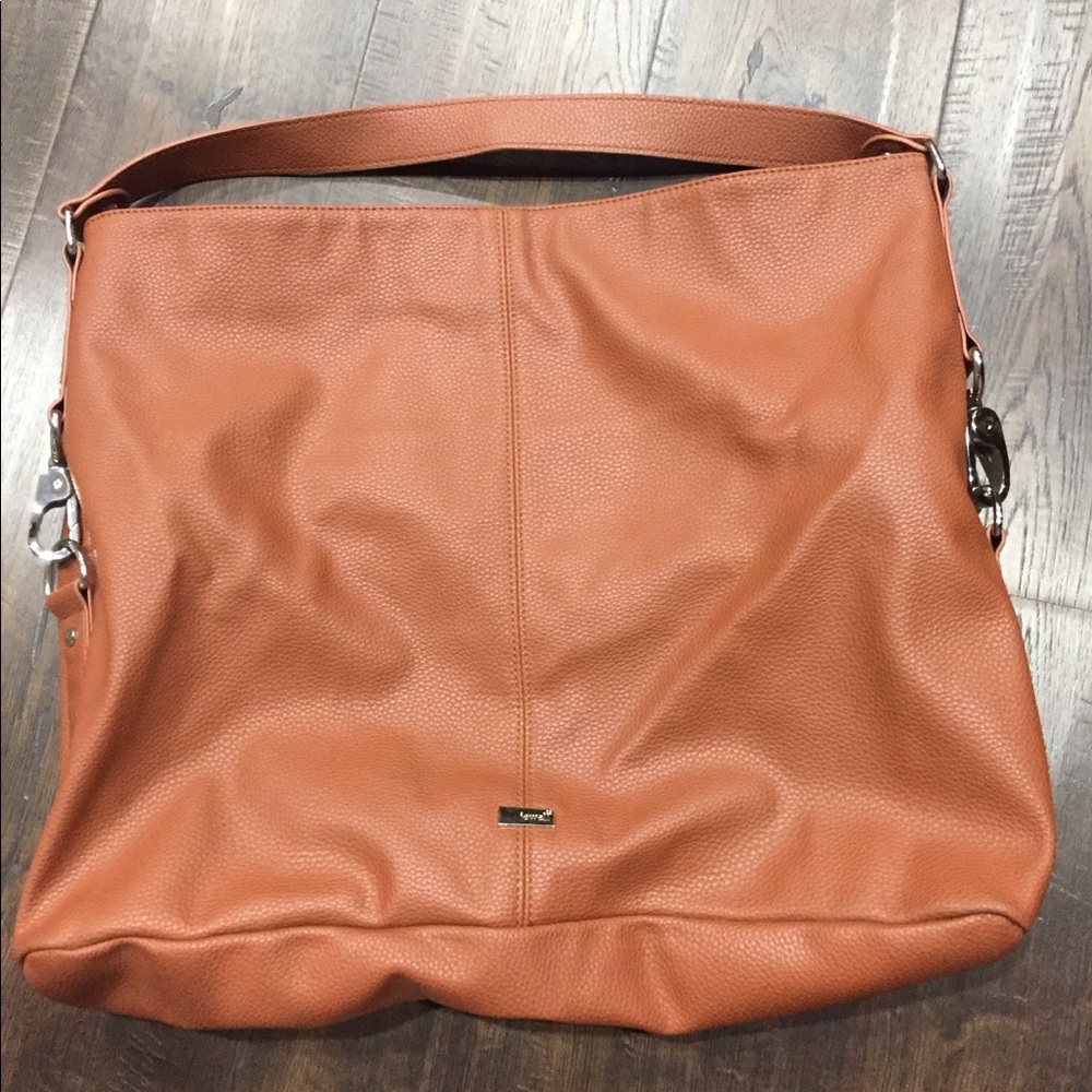 Jewell by Thirty One